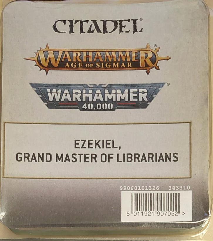 Space Marines Ezekiel Grand Master of Librarians (Warhammer, Hobby en Vrije tijd, Wargaming, Ophalen of Verzenden