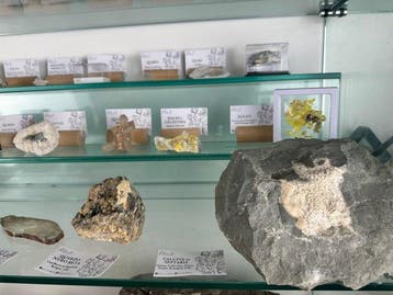 Historische collectie mineralen uit de jaren 80, Verzamelen