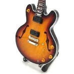 Miniatuur Gibson 1968 ES-335 gitaar met gratis standaard, Verzenden, Nieuw, Beeldje, Replica of Model