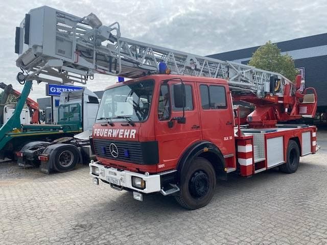 Veiling: Brandweerwagen Mercedes-Benz 1428 F Diesel 1991, Autos, Camions, Enlèvement