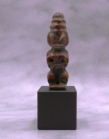 sculptuur, Hongshan Cultuur Stijl Gehoornde Godheid