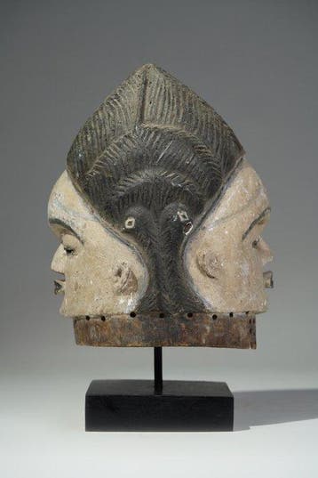 Een houten masker - Punu - Gabon (Zonder minimumprijs)