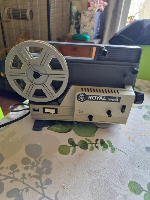 Gioca Royal Super 8 Projecteur de film, Verzamelen, Foto-apparatuur en Filmapparatuur