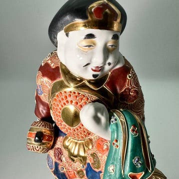 Daikokuten op rijstbalen met muis - Porselein - Japan - 20e