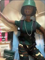 Mattel - Poupée Barbie Barbie “Paratrooper” – AA/AFES
