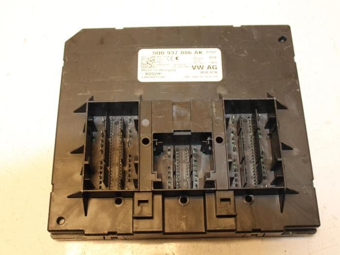 Computer Body Control Volkswagen Touran O71698, Autos : Pièces & Accessoires, Électronique & Câbles