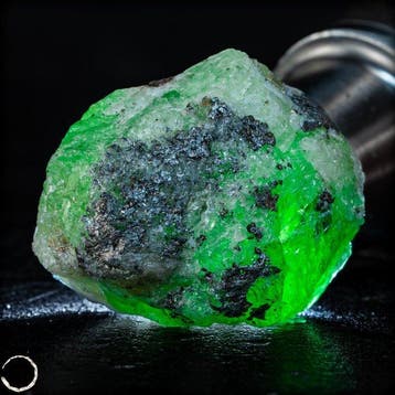 Natuurlijke topkwaliteit Tsavorite Crystal uit Tanzania