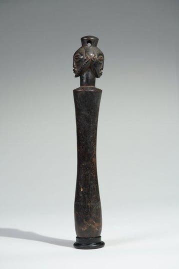 Een houten beeld - Luba - DR Congo (Zonder minimumprijs)