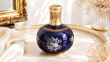 Lampe à parfum – Porcelaine bleu cobalt et or – France -