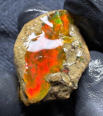Opaal Ruw- 9.3 g
