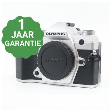 Olympus OM-D E-M5 mark III body zilver | Tweedehands, Audio, Tv en Foto, Verzenden, Zo goed als nieuw, Olympus