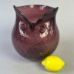 Vaas - Mid-Century Amathyst Owl vase with Honeycomb pattern