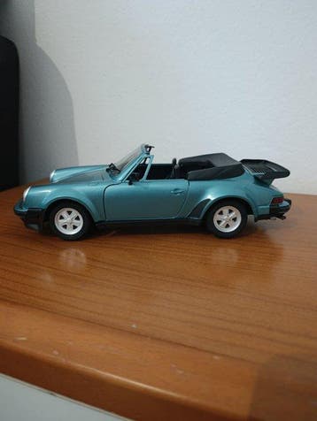 Polistil 1:16 - Modelauto - Porsche - 911, Nieuw