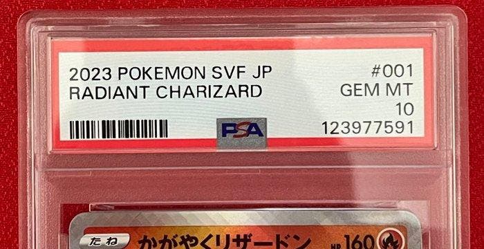 Pokémon - 1 Graded card - Charizard 001/038 Full art, Foil -, Hobby en Vrije tijd, Verzamelkaartspellen | Pokémon