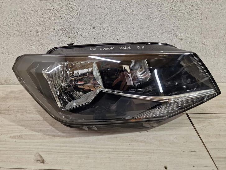 VW Caddy 2K1 rechter voorlamp 2015-, Autos : Pièces & Accessoires, Éclairage, Envoi