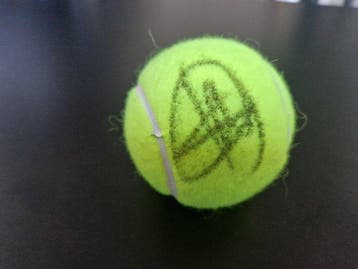 Novak Djokovic - Balle de tennis, Nieuw