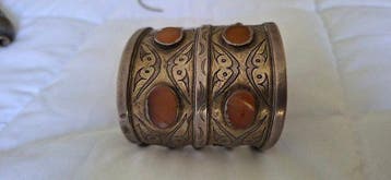 Zilveren armband – Tekke nomadische sieraden met carneool -