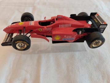 Bburago, Onyx 1:24 - Model raceauto (4) - Ferrari Formel 1,, Hobby & Loisirs créatifs, Voitures miniatures | 1:5 à 1:12
