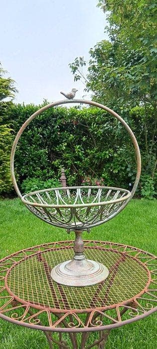 Prachtige grote metalen bloemenmand - Mand - IJzer