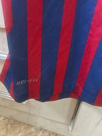 FC Barcelona - Spaanse voetbal competitie - Voetbalshirt, Verzamelen, Nieuw