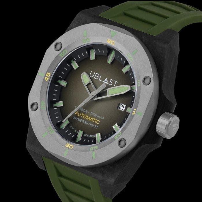 Ublast - Fusion - Forget Carbon & Titanium - UBFSN47GRGN -, Handtassen en Accessoires, Horloges | Heren