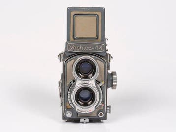 Yashica 44 Twin lens reflex camera (TLR), Nieuw
