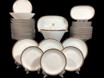 Seltmann Bavaria - Service de table pour 12 (52) -