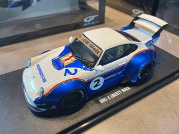 GT Spirit 1:18 - Model raceauto - Porsche 911 RWB Rothmans