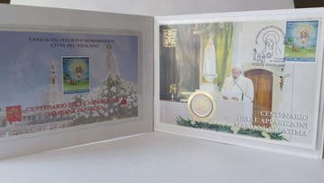 Vatican. 2 Euro 2017 Fatima - Busta Filatelico Numismatica