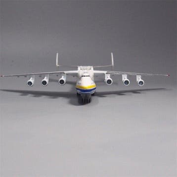 Antonov 1:400 - Modelvliegtuig (225) - AN 225 Mriya (Dream), Antiek en Kunst