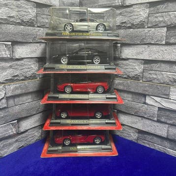 Altaya/Ixo 1:43 - Modelauto (5) - Lotto 5 Modellini
