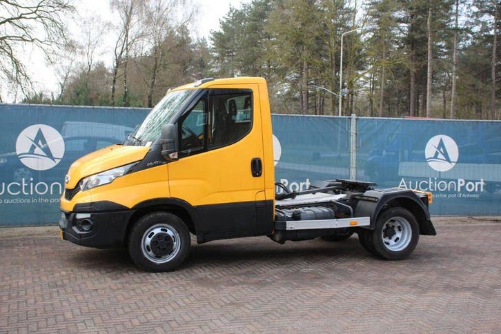 Veiling: Chassis Cabine Iveco Daily 40C17 Diesel 170pk 2016, Autos, Camions, Enlèvement