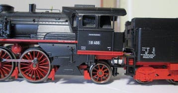 Märklin H0 - du coffret 29857 - Locomotive à vapeur avec