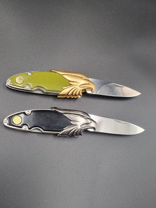 Lot de 2 couteaux de collection Franklin Mint –, Antiek en Kunst, Curiosa en Brocante