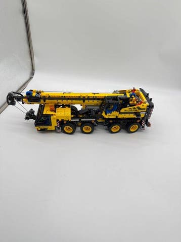 Lego Set - 42108 - Technic - Technic Mobile Crane