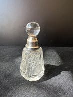 Parfum fles kristal ronde dop zilveren hals - Parfumfles -