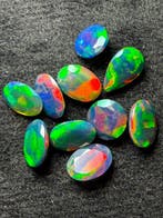 Opaal Prachtig Ethiopisch zwart opaal-lot. Echte edelstenen., Verzamelen, Mineralen en Fossielen