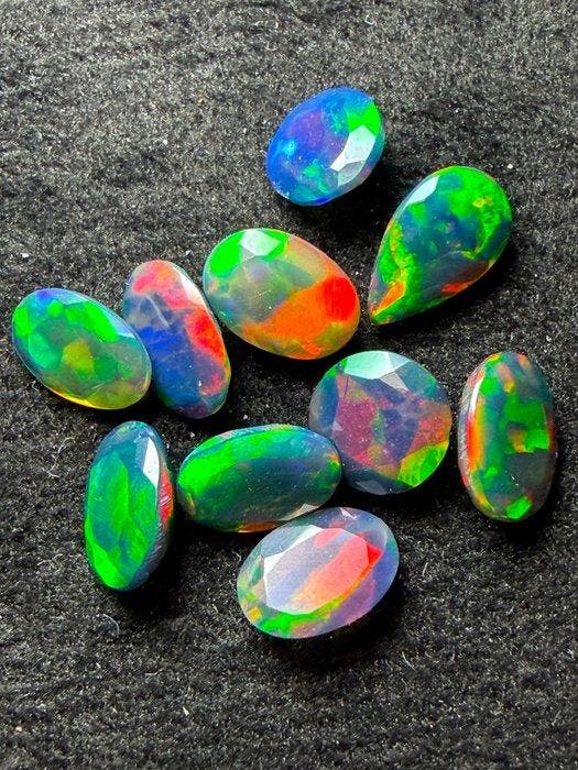 Opaal Prachtig Ethiopisch zwart opaal-lot. Echte edelstenen., Verzamelen, Mineralen en Fossielen