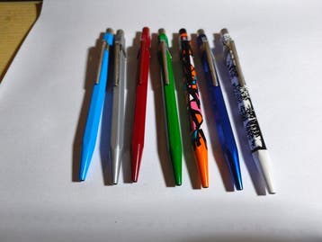 Caran dAche - Sans prix de réserve - Stylo à bille, Collections