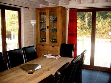Luxe chalet: sauna  8p. 2bdk, 4 slp. Tot 4 honden welkom, 4 of meer slaapkamers, Landelijk, In bos, Eigenaar