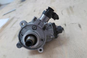 injectiepomp Mercedes Benz W213 2.0 CDI A6540700001, Verzenden