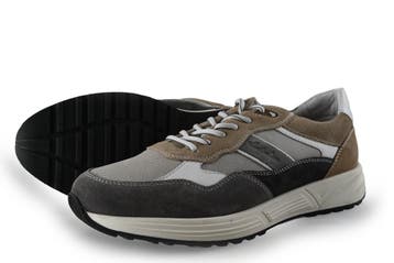 Australian Sneakers in maat 45 Beige, Kleding | Heren, Schoenen, Overige kleuren, Verzenden, Zo goed als nieuw, Sneakers