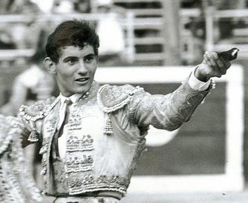 Hubertus Hierl (1940) - Der siegreiche Torero (Fréjus, Antiek en Kunst