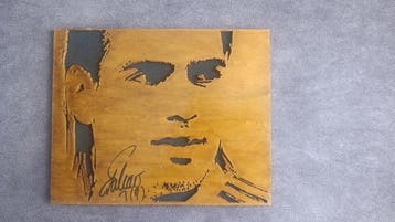 Retrato de madera a mano firmado - Foto, Verzamelen, Nieuw