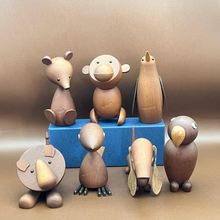 Senshukai  - Speelgoed meubels 7 Vintage wooden animals, Antiek en Kunst, Antiek | Meubels | Stoelen en Sofa's