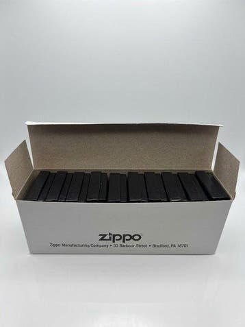 Zippo - Official Lot of 10 Zippo Lighter Boxes - Zonder