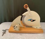 EVA - Eva - Coupe-pain - 160378 - métal, bois - Rareté