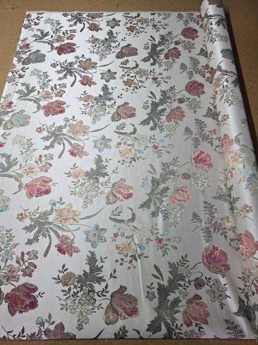 SAN LEUCIO - Meubelstof - 280 cm - 270 cm - Broccato San, Antiek en Kunst, Antiek | Tapijten, Tafelkleden en Textiel