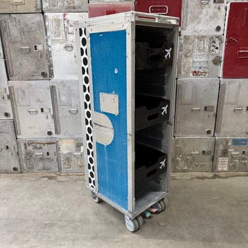 Korita - Trolleys van luchtvaartmaatschappijen -