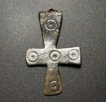 Middeleeuwen, kruisvaardersperiode Brons Gedefinieerd kruis, Antiek en Kunst